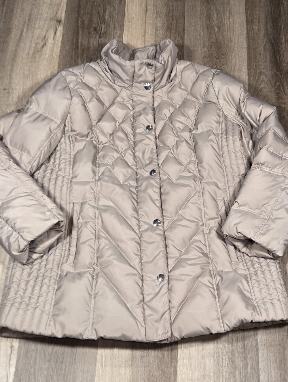 light beige / champagne London Fog down puffer jacket